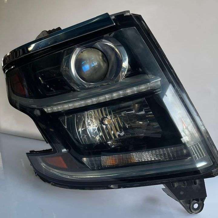 Headlight (RH) - 2015 Chevrolet Tahoe