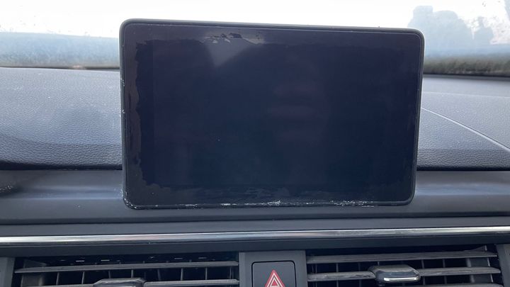 Info-gps-tv screen - 2018 Audi A4