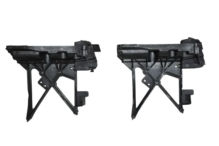 MOUNTING CONSOLE - LEFT FRONT