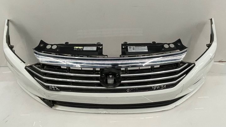Front Bumper - 2019 Volkswagen Jetta