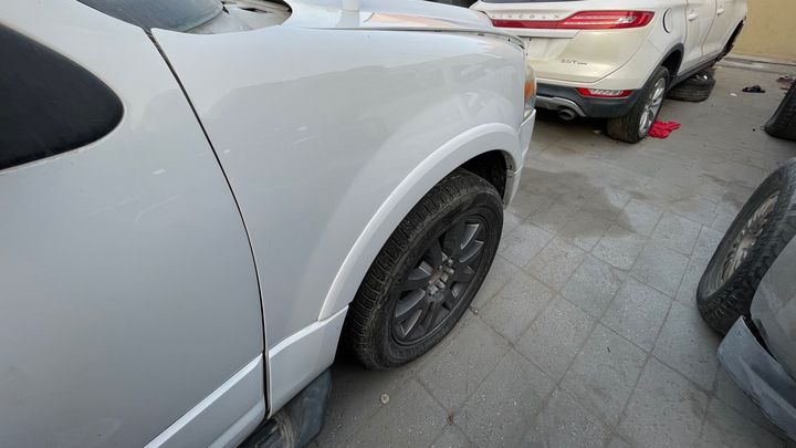 Fender (RHF) - 2012 Ford Expedition XLT/ KING RANCH