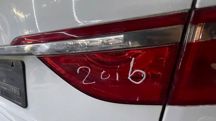 Trunk Light (RH) - 2016 Jaguar XF PRESTIGE