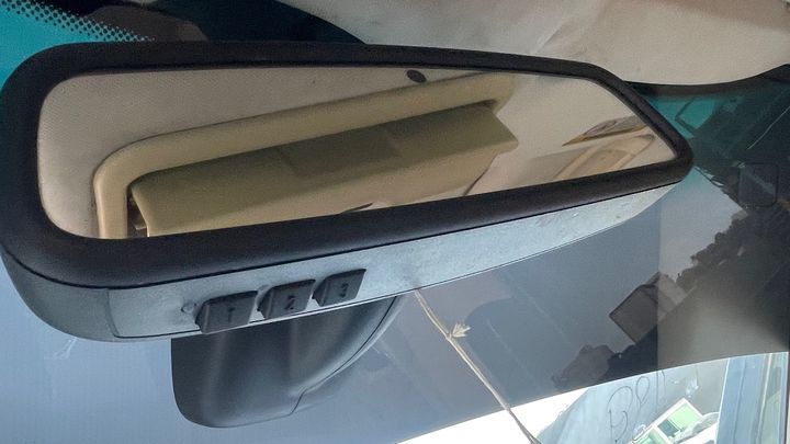 Mirror (Inner rear view) - 2010 Land Rover RANGE ROVER HSE