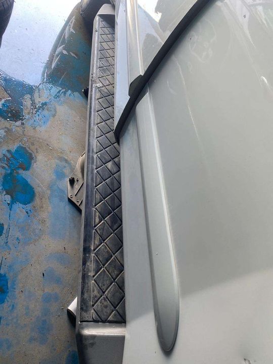 Running board - 2012 Nissan Armada