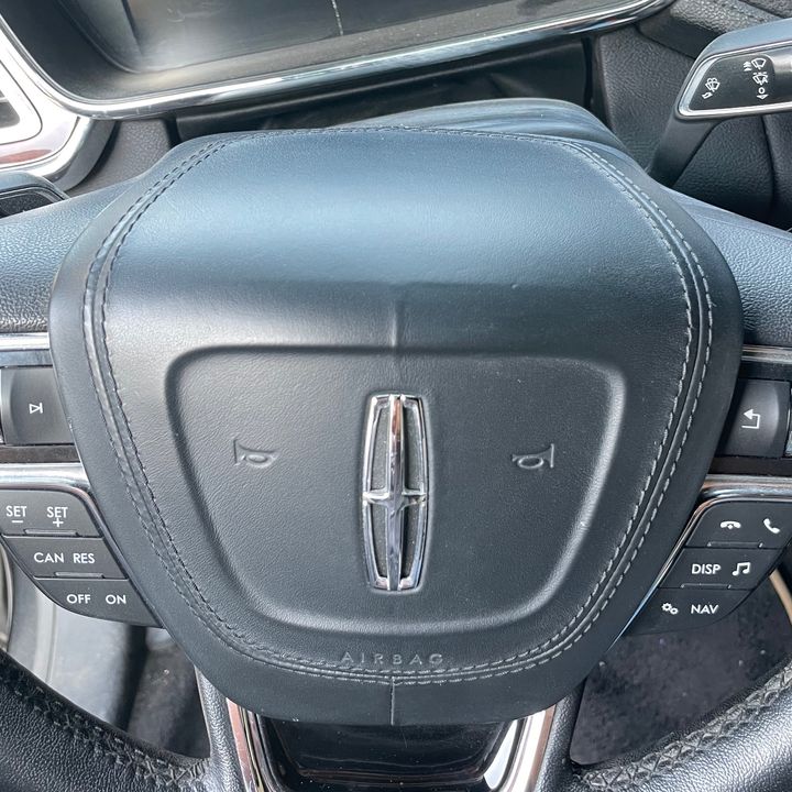 Airbag (Steering) - 2018 Lincoln Continental