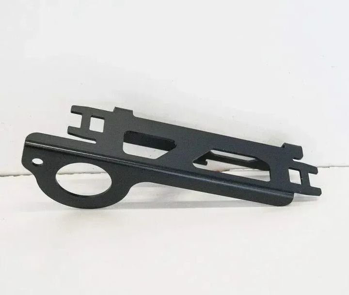 a2225000131   bracket1
