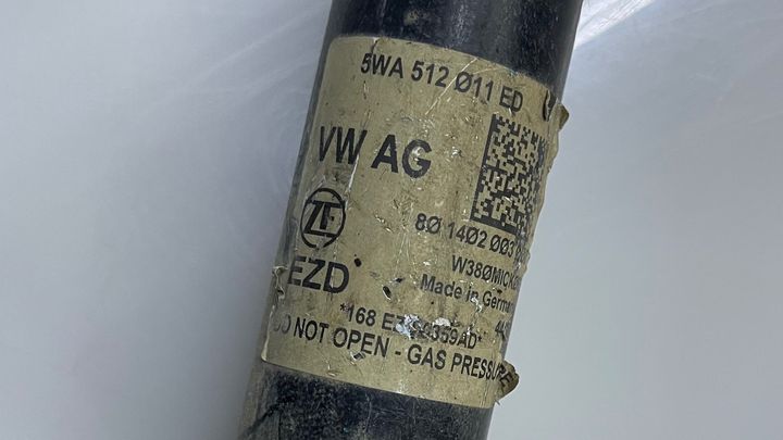 Shock Absober (LHB) - 2020 Volkswagen GTI
