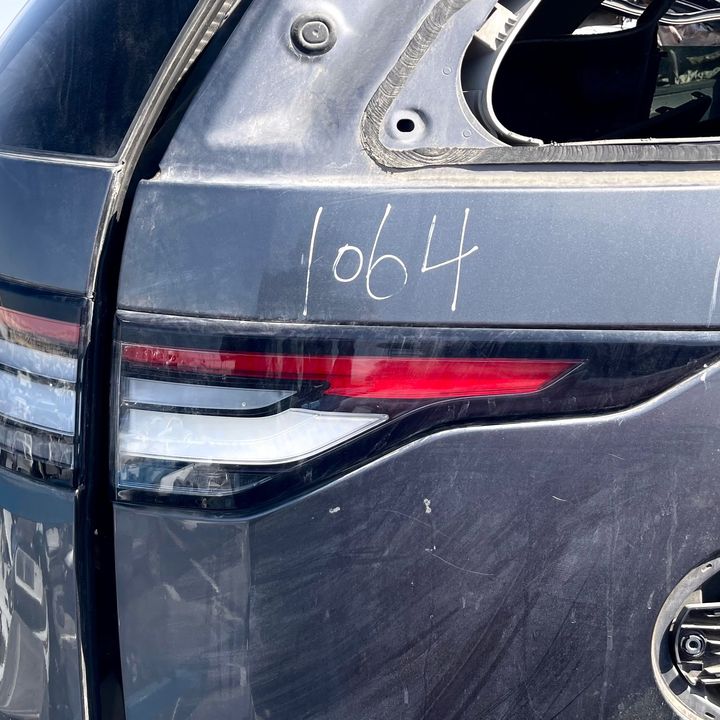 Tail Light (RH) - 2017 Land Rover DISCOVERY