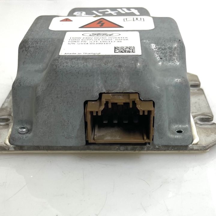 Power Supply Converter Module - 2019 Lincoln Navigator Reserve
