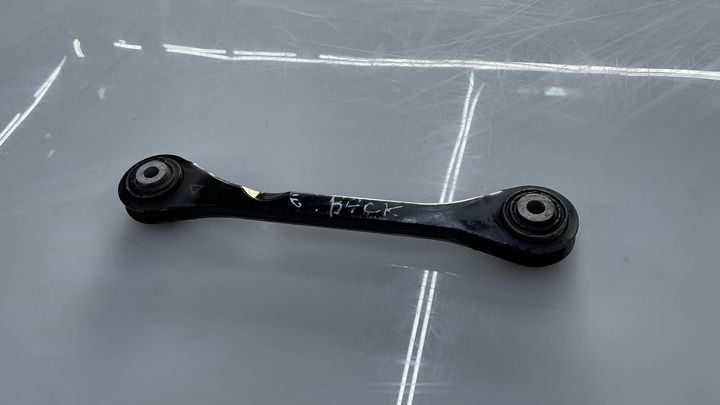 Lower arm (LH) - 2011 Audi A4