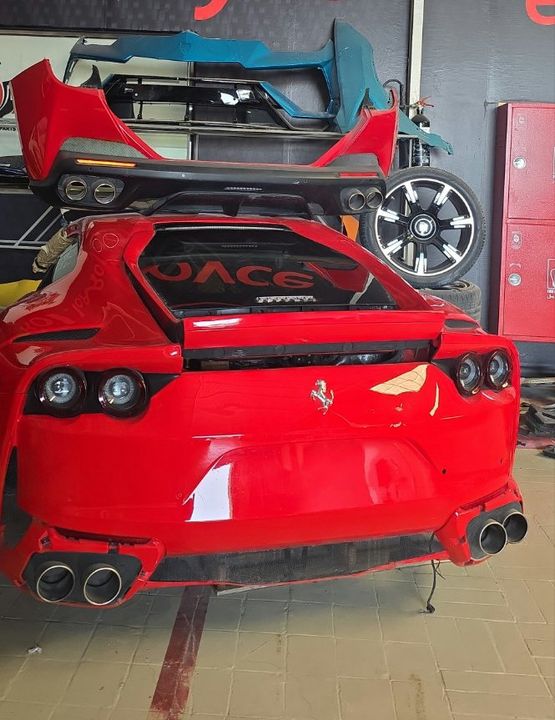 Ferrari 812 Superfast F152M - Rear KIT/ Rear Body