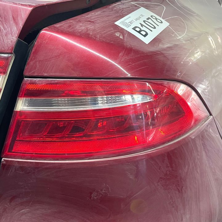 Tail Light (RH) - 2017 Jaguar XE