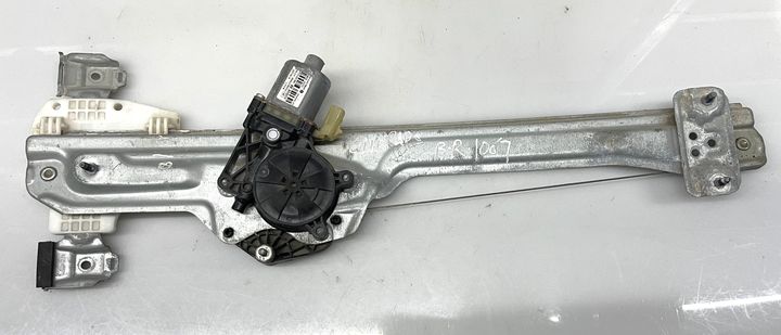 power window motor (RHB) - 2018 Chevrolet SILVERADO