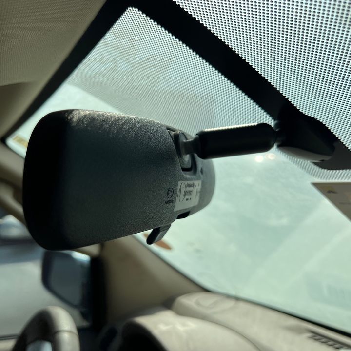 Rear view mirror - 2011 Nissan Pathfinder 4.0
