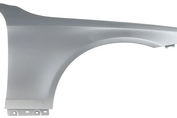 FENDER FR