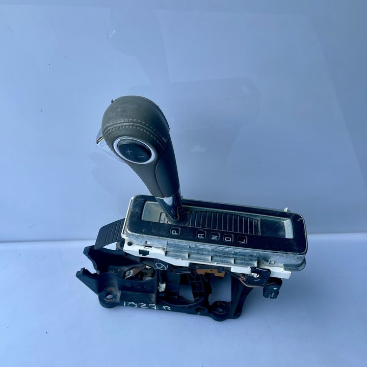 Transmission shift - 2013 Chevrolet Traverse 2LT