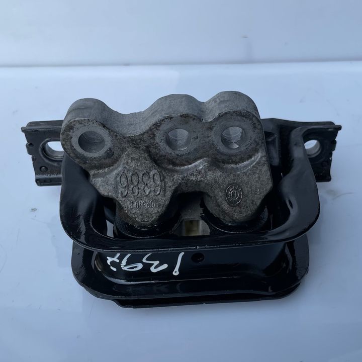 Mount (Engine) - 2014 Chevrolet Captiva