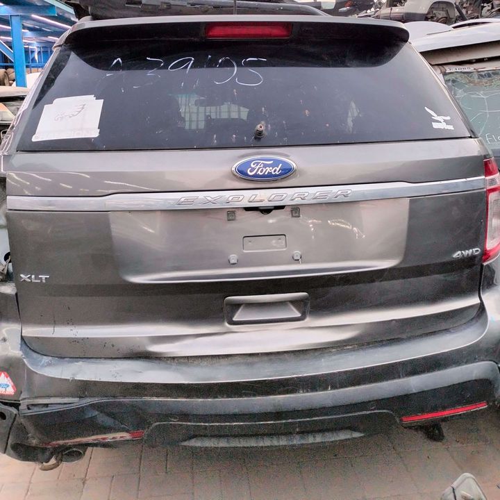 Tailgate - 2011 Ford Explorer
