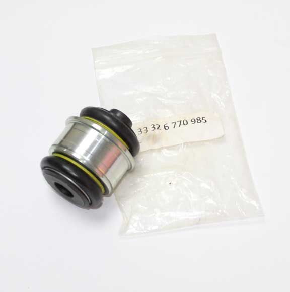 BMW Genuine BALL JOINT (Original Parts Without Sticker Level and Neutral Box) E70 X5,E71 X6,F15,F16 33326770985