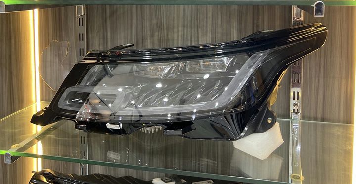 Land Rover Range Rover Sport L494 Right Headlight LED