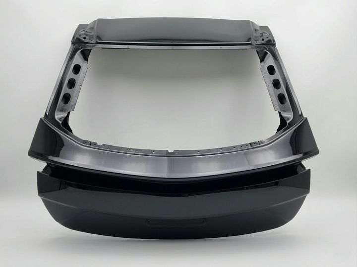 Lamborghini Urus Rear Trunk Lid