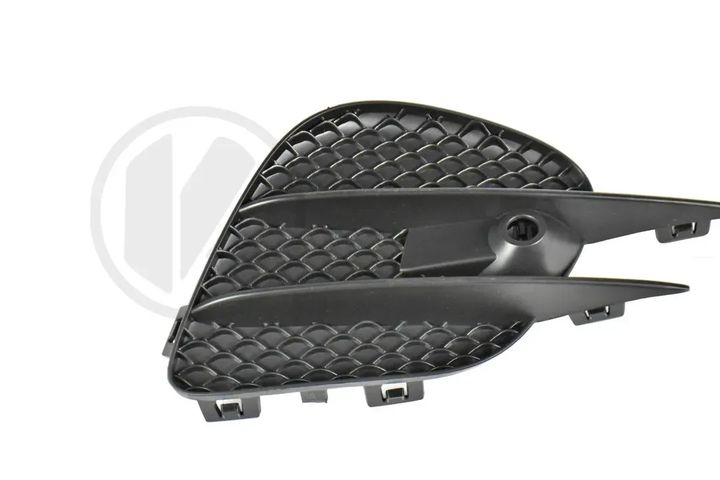 COVER, BUMPER AREA - Right