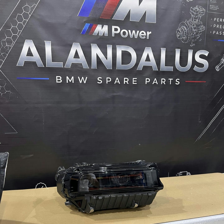 BMW 7 series G07 - Front Headlight RH