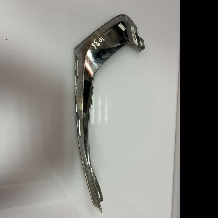 Fog Light Cover(RHF) - 2020 Chevrolet Traverse