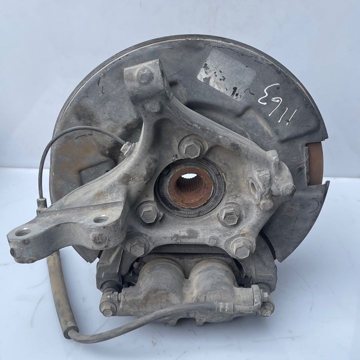 Complete Hub Assembly(RHF) - 2010 Cadillac SRX Premium