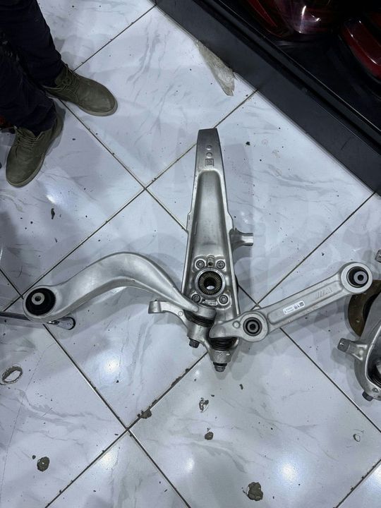 Suspension g90 BMW m5 2025 right side