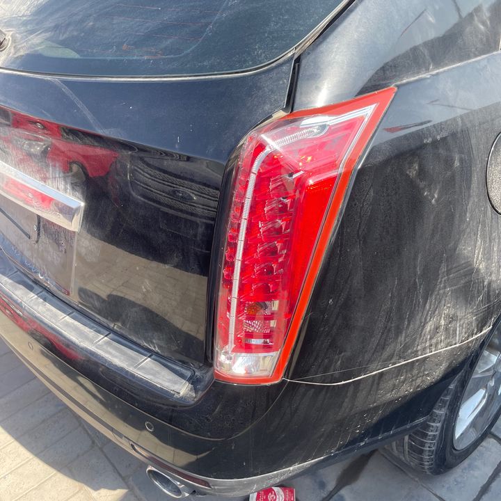 Tail Light (RH) - 2010 Cadillac SRX Premium