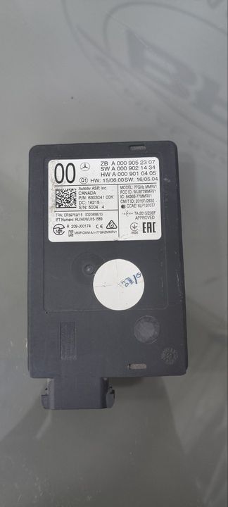 Mercedes-Benz Distronic Radar Sensor A0009052307