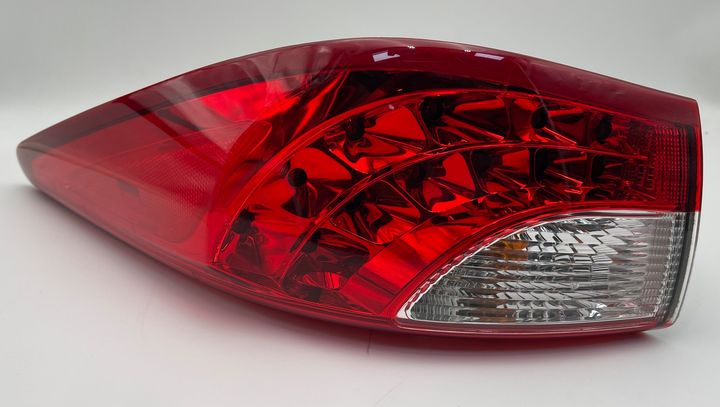Tail Light (RH) - 2015 Infiniti QX60