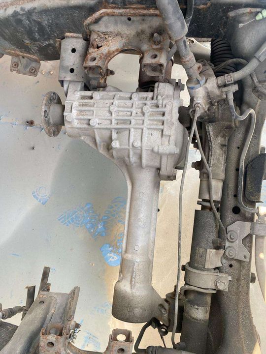 Front Differential - 2011 Infiniti QX56