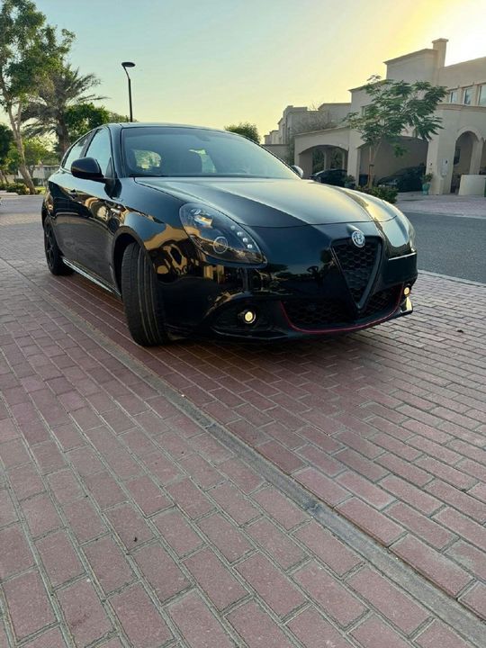 Alfa Romeo Giulietta Veloce 2021 | Veloce 1.75L turbocharged 4-cylinder | 241 HP | GCC Specs | Perfect Condition