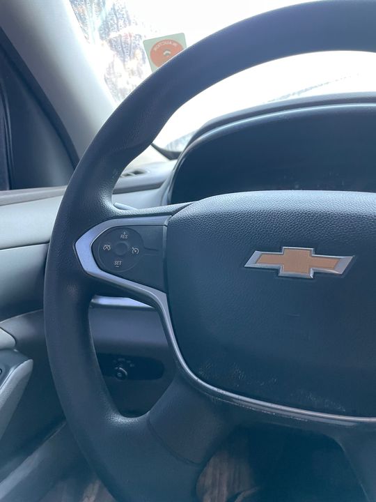Steering wheel - 2021 Chevrolet Traverse