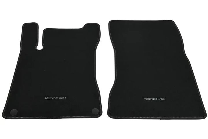 a1776805100 7e80   floor mat set