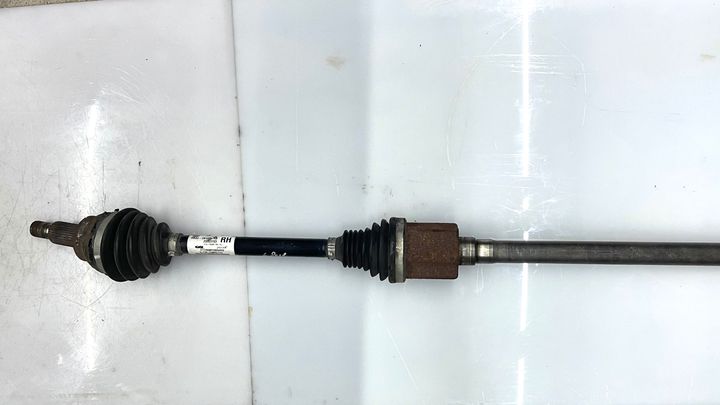 Axle (RH) - 2017 Jaguar F-Pace S