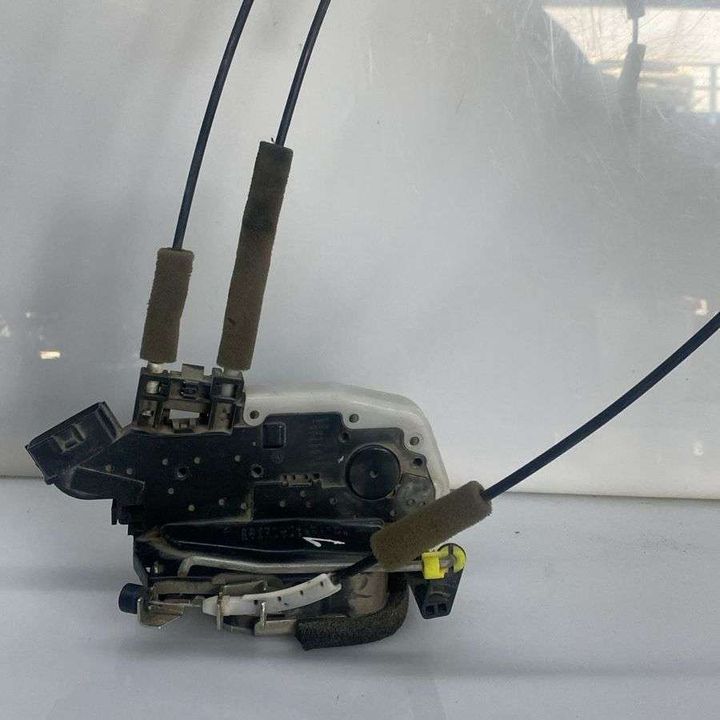 Door lock - 2013 Infiniti QX56