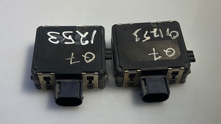 CRUISE CONTROL RADAR SENSOR - 2015 Audi Q7