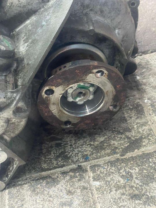 Differential - 2013 Infiniti QX56