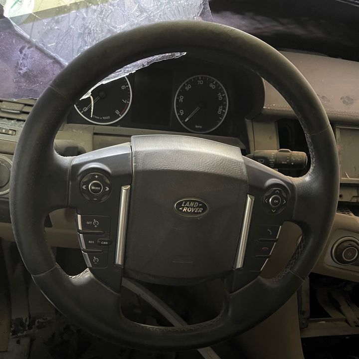 Steering wheel - 2011 Land Rover RANGE ROVER SPORT