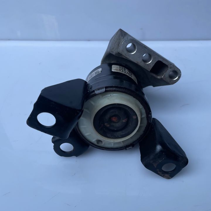 Mount (Engine) - 2016 Ford Edge Titanium