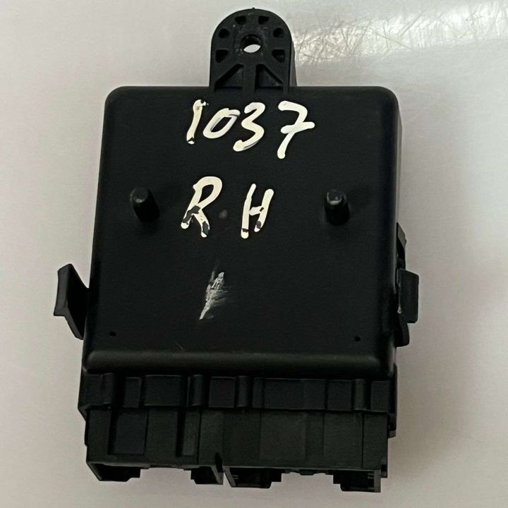 Seat Cool & Heat Control Module - 2016 Dodge Charger