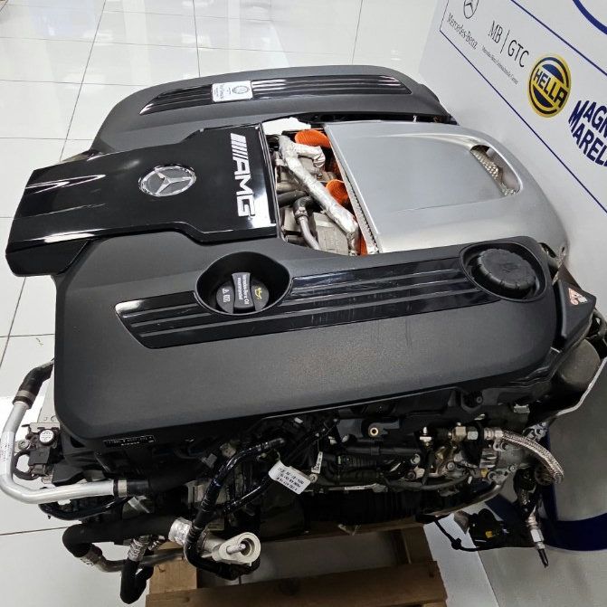 Mercedes-AMG M177 4.0L V8 Bi-Turbo Engine Assembly