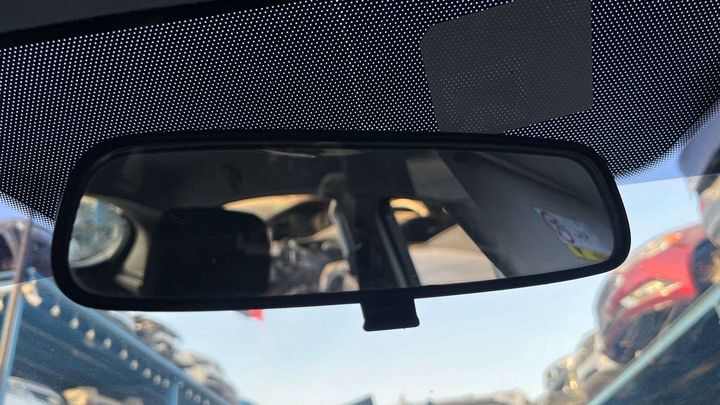 Rear view mirror - 2014 Ford Fiesta