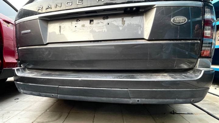 Rear Bumper - 2017 Land Rover RANGE ROVER VOGUE