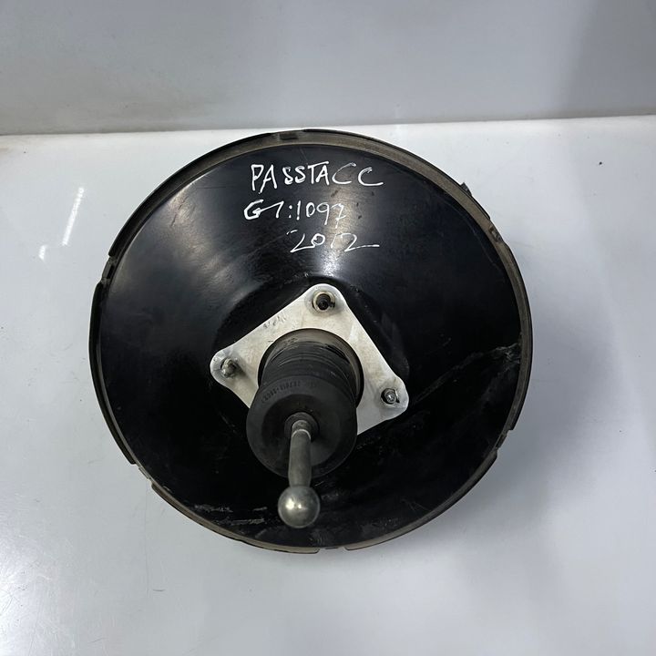 Brake booster - 2010 Volkswagen Passat