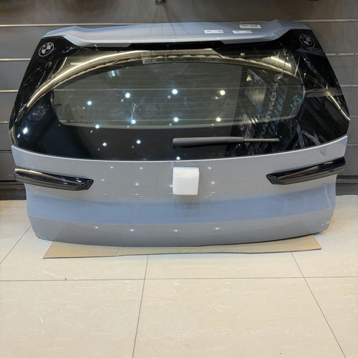 BMW XM G09 Tailgate with Rear Glass and Spoiler