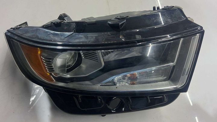 Headlight (RH) - 2017 Ford Edge